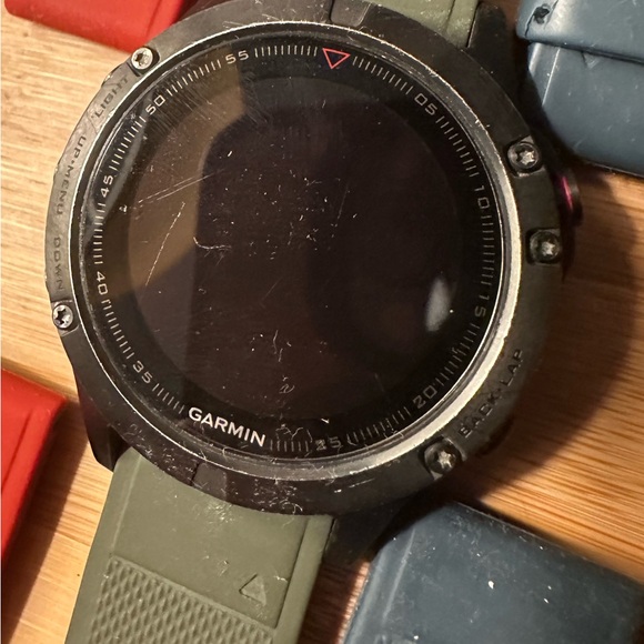 Garmin Fenix 5 - Picture 2 of 16